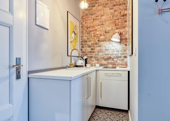 Kamienica Stare Апартаменты Познань